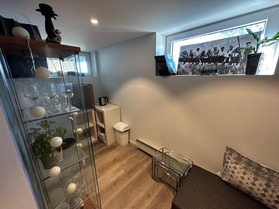 Basement Apartment With Parking Ålesund Exteriör bild